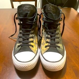 Converse Chuck Taylor All
Star Hi Top Batman men size 12